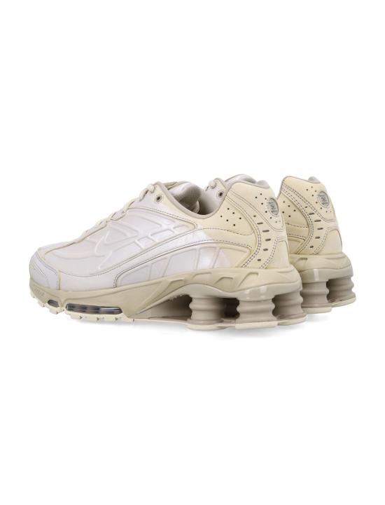 25FW 나이키 샥스 라이드 2 IH3653 095 METALLIC SILVER LIGHT KHAKI - NIKE