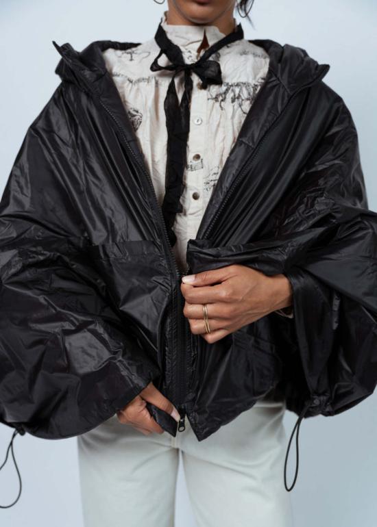  안티파스티 숏패딩 안티파스트 나일론 폰초 재킷 블랙 - ANTIPAST