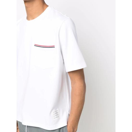 26SS 톰브라운 밀라노 코튼 오버사이즈 포켓 티셔츠 MJS183A 07323 100 WHITE - THOM BROWNE