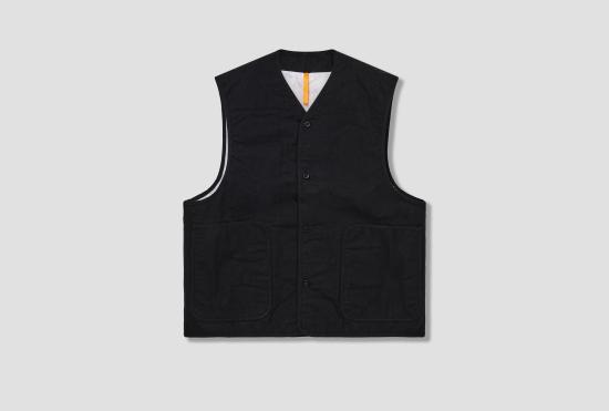 25FW 맨틀 베스트 다운 쉴드 조끼 - 블랙 왁스 R19D5
