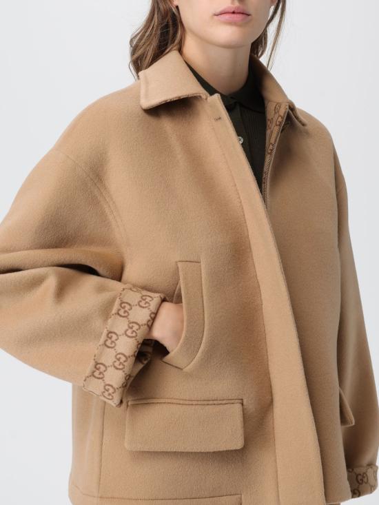 25FW 구찌 포인티드 칼라 울 집업 재킷 823859Z7ASL 2668 Camel - GUCCI