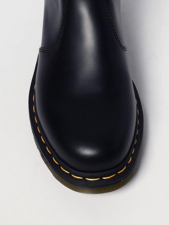 25FW 닥터마틴 2976 옐로우 스티치 스무스 레더 첼시 부츠 22227001 Black - DR.MARTENS