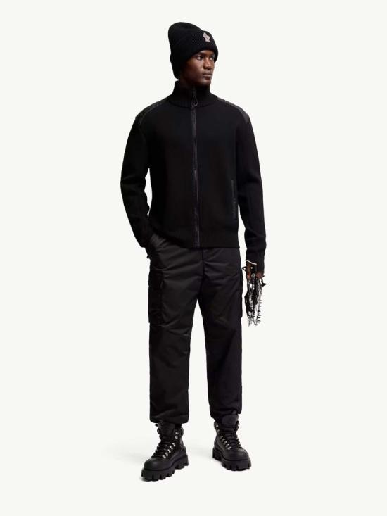 25FW 몽클레어 스웨터 K20979B00010M1122 999 Black - MONCLER