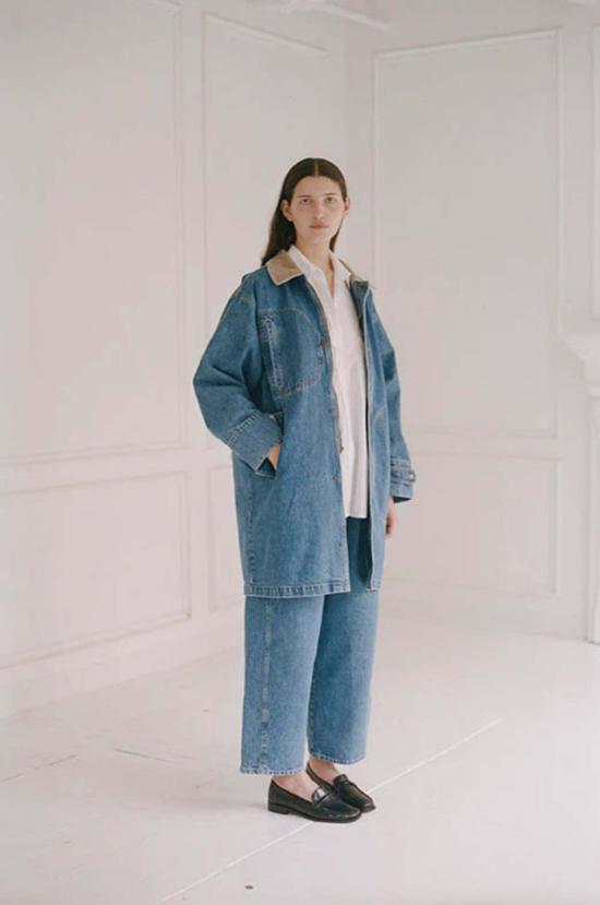  샤이나 모트 데님 자켓 타운 앤 컨트리 코트 - SHAINA MOTE