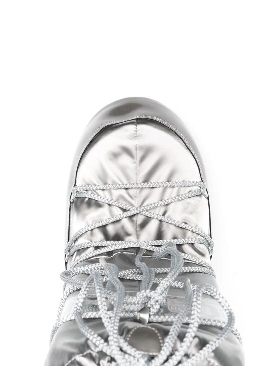 25FW 문부츠 아이콘 글랜스 플래티넘 새틴 부츠 80D1401680 H001 Silver - MOON BOOT