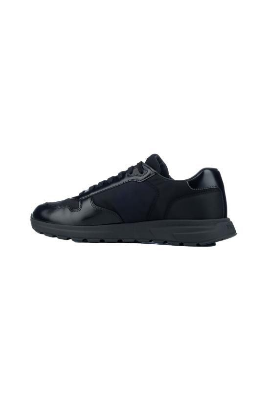 26FW 프라다 프랙스 2.0 스웨이드 시어링 로우탑 스니커즈 2EE443FG0003LF5 F0002 Nero - PRADA