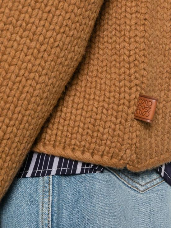 25FW 로에베 스웨터 H526Y14KMQ 2530 Leather Brown - LOEWE