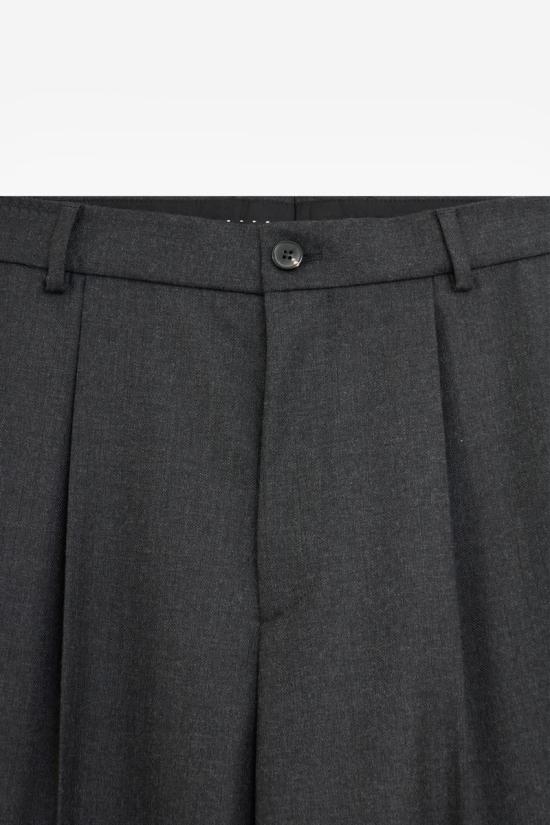 25FW 드리스 반 노튼 숏팬츠 117466 20900 2193 Grey - DRIES VAN NOTEN