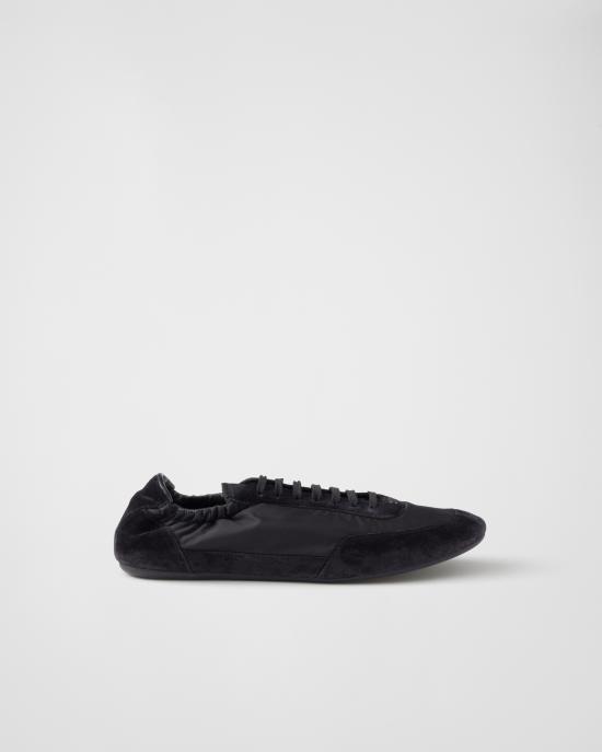 26SS 프라다 컬랩스 리나일론 앤 스웨이드 엘라스티사이즈 스니커즈 2EG479D7CF0002 F G001 Black