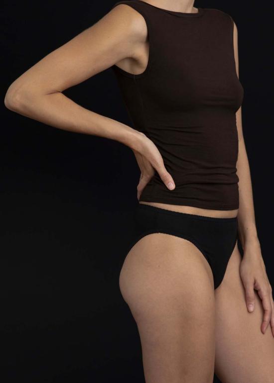  카이 인티메이츠 민소매 티셔츠 카이 인티메이트 리클라인 바토 슬리브리스 탱크탑 - KYE INTIMATES