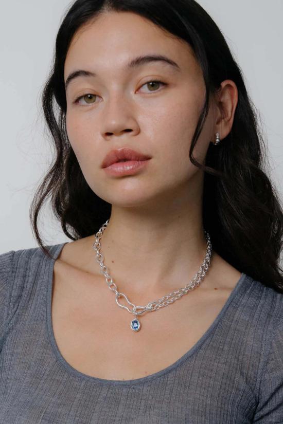  카라 유 목걸이/팬던트 라모나 목걸이 + 아미 참 - KARA YOO