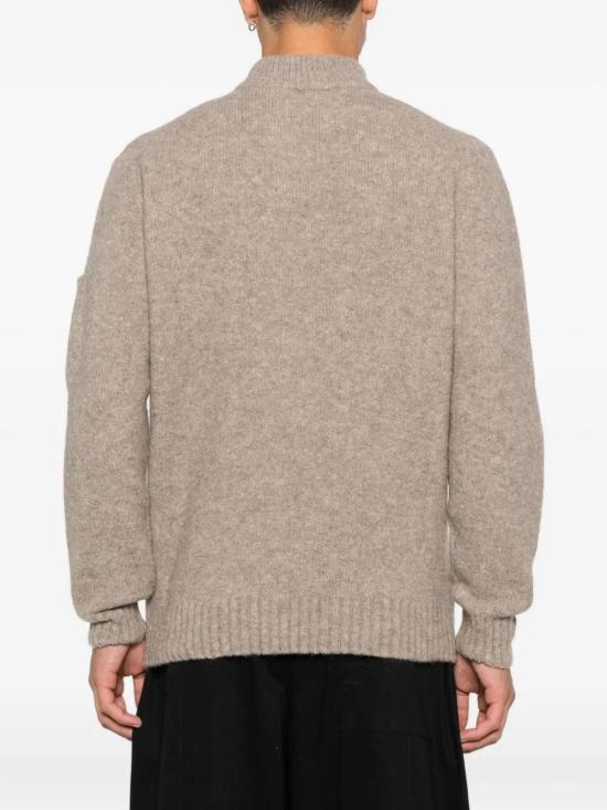 25FW 씨피 컴퍼니 스웨터 19CMKN282A110509A 327 DS026591 - C.P. COMPANY