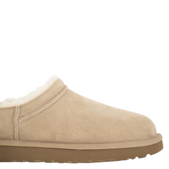 25FW 어그 CLASSIC MICRO 클래식 마이크로 부츠 블로퍼 1173891 SAND DOM - UGG