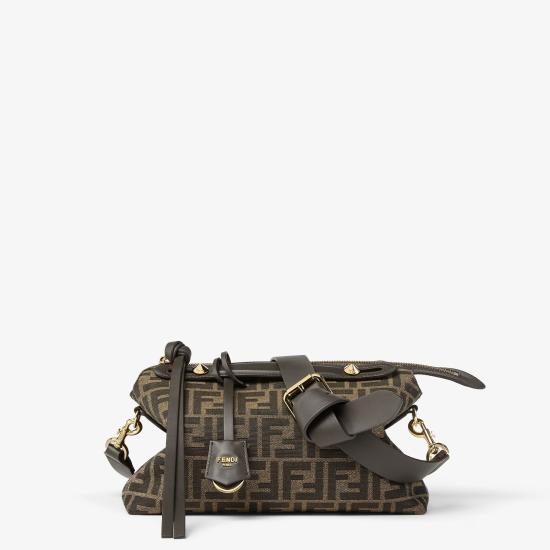 25FW 펜디 크로스백 8BL155AFPMF1GL7 BROWN DOM - FENDI