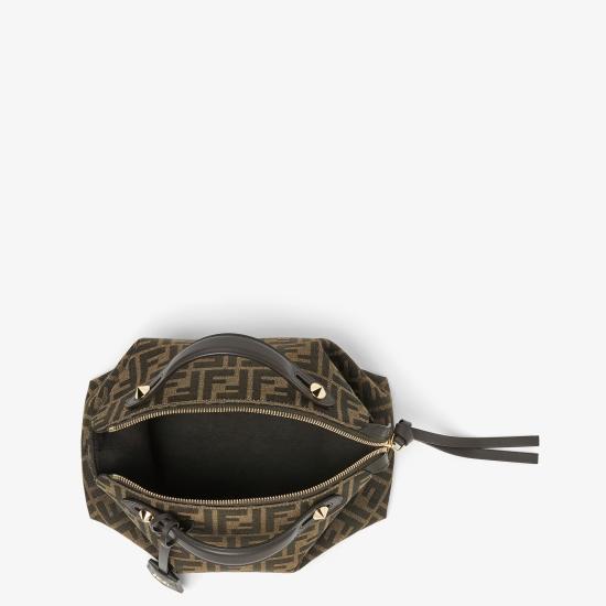 25FW 펜디 크로스백 8BL155AFPMF1GL7 BROWN DOM - FENDI