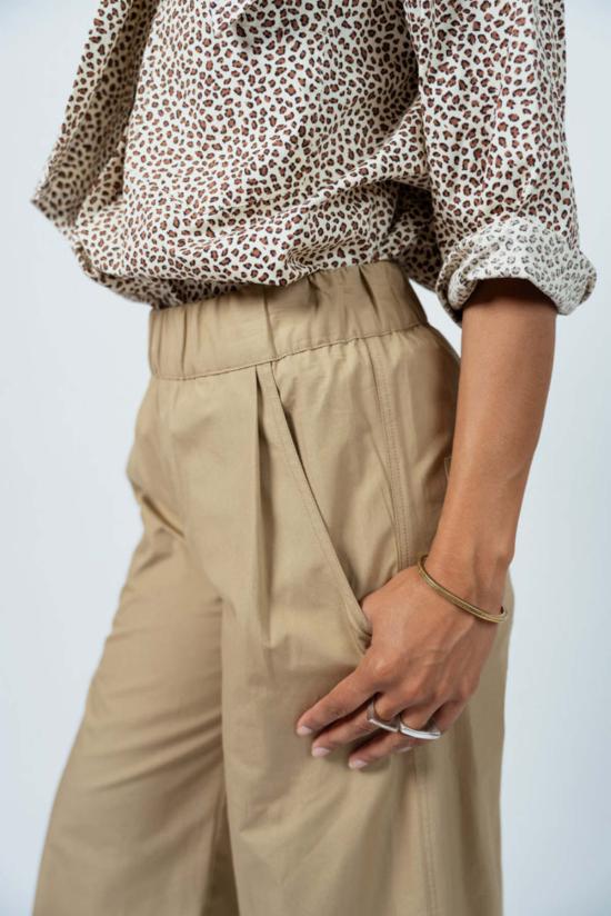  아쿠아리우스 칵테일 스트레이트 팬츠 코너 와이드 레그 팬츠 카키 - AQUARIUS COCKTAIL