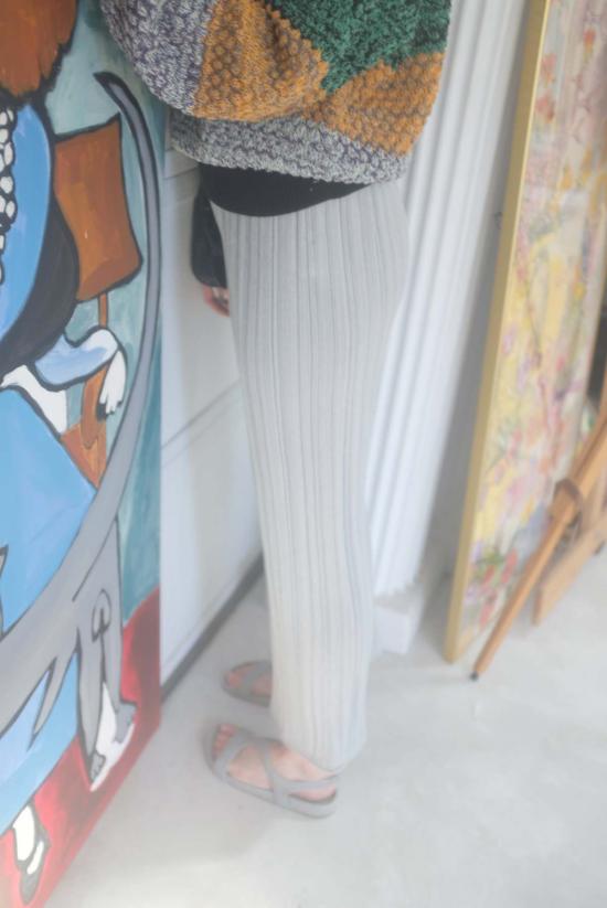  베클리나 스트레이트 팬츠 메리노 플리츠 팬츠 그레이 - BEKLINA