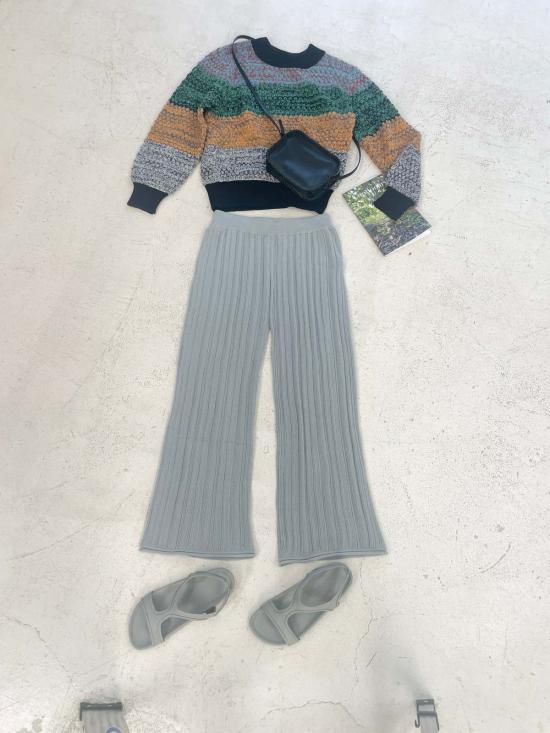  베클리나 스트레이트 팬츠 메리노 플리츠 팬츠 그레이 - BEKLINA