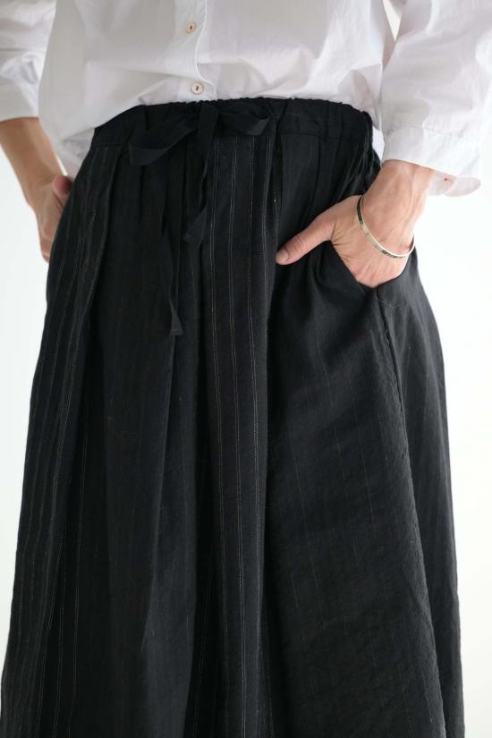  에이치플러스 하노 베셀 미디 스커트 H+ 한노 베셀 조르자 스커트 - H+ HANNOH WESSEL