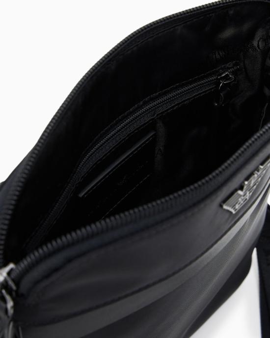 엠포리오 아르마니 크로스백 EM001807 AF13454 001 Black - EMPORIO ARMANI