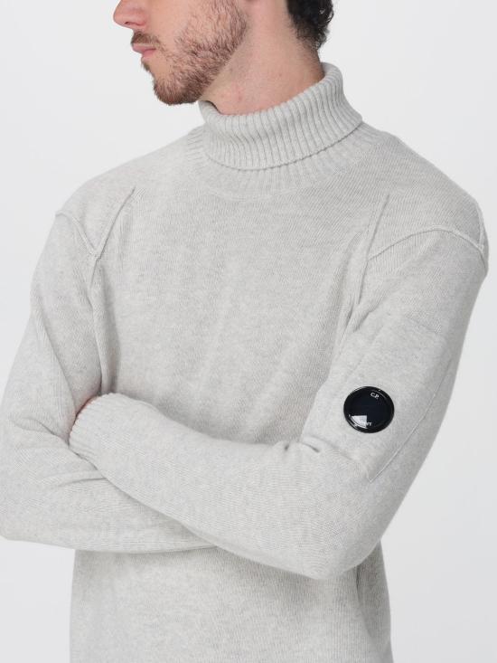 25FW 씨피 컴퍼니 램스울 GRS 터틀넥 19CMKN166A110149A M13 White - C.P. COMPANY