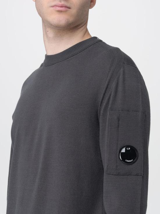 25FW 씨피 컴퍼니 스웨터 19CMKN037A005528A 978 Grey - C.P. COMPANY