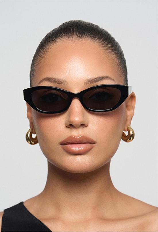  엘리사 존슨 안경 다니 선글라스