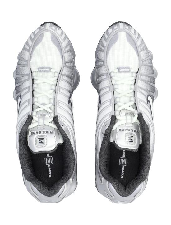 25FW 나이키 샥스 TL IH4466 095 METALLIC SILVER WHITE - NIKE