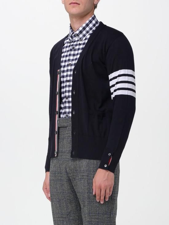 25FW 톰브라운 4바 서스테이너블 파인 메리노 울 클래식 가디건 MKC002AY1014 415 Blue - THOM BROWNE