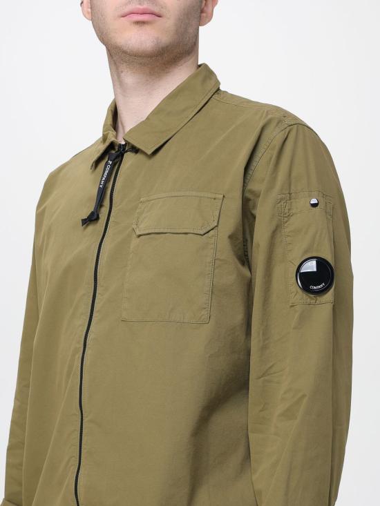 25FW 씨피 컴퍼니 오가닉 개버딘 지퍼 오버셔츠 19CMOS705A110143G 652 Green - C.P. COMPANY