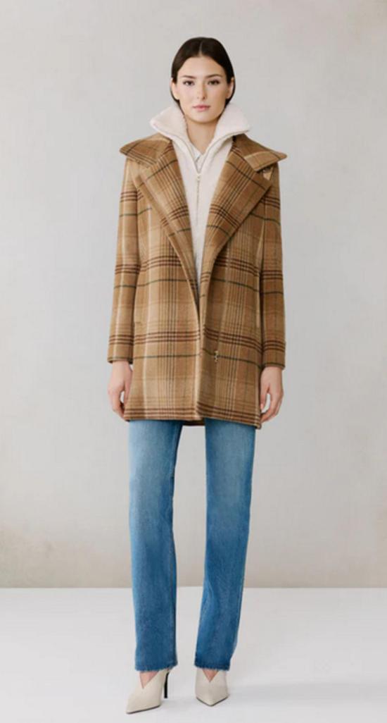  이퀘이션 코트 키아나 P 플레이드 모토