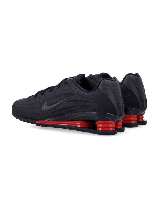25FW 나이키 샥스 Z 스니커즈 HQ7540 002 BLACK RED - NIKE
