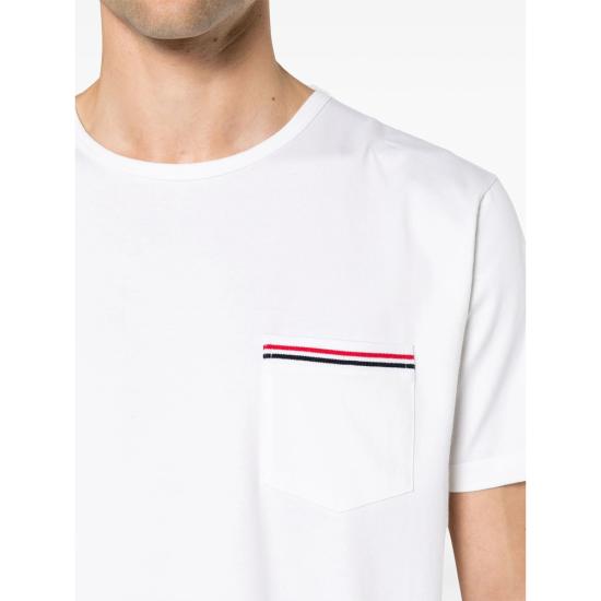 26SS 톰브라운 미디움 웨이트 저지 팁 포켓 크루넥 티셔츠 MJS010A 01454 100 WHITE - THOM BROWNE