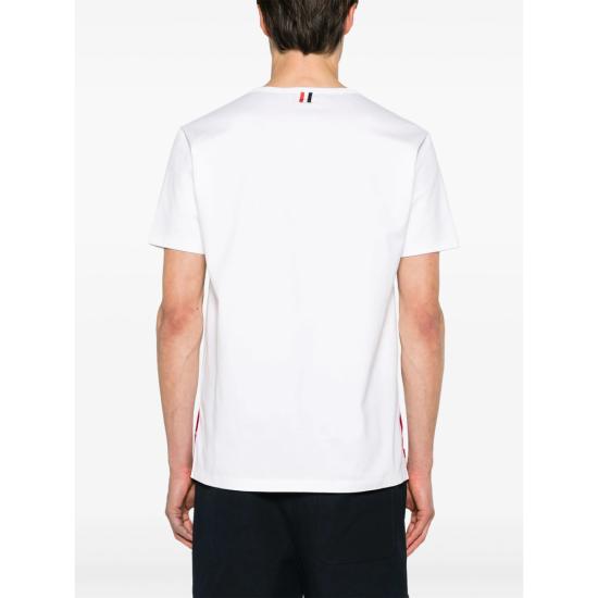 26SS 톰브라운 미디움 웨이트 저지 팁 포켓 크루넥 티셔츠 MJS010A 01454 100 WHITE - THOM BROWNE