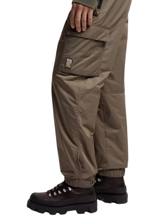 25FW 몽클레어 스트레이트 팬츠 K20972A00001 5988k823 Green - MONCLER