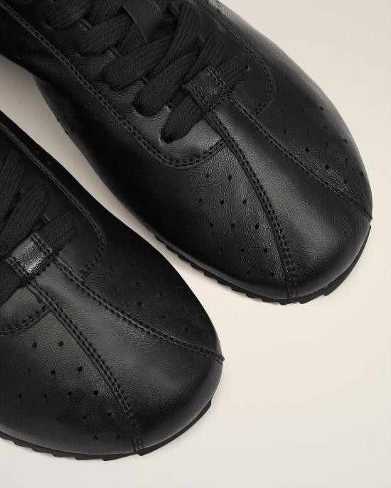 25FW 아미 스텝 로우탑 스니커즈 USN503AL0129001 NEGRO - AMI
