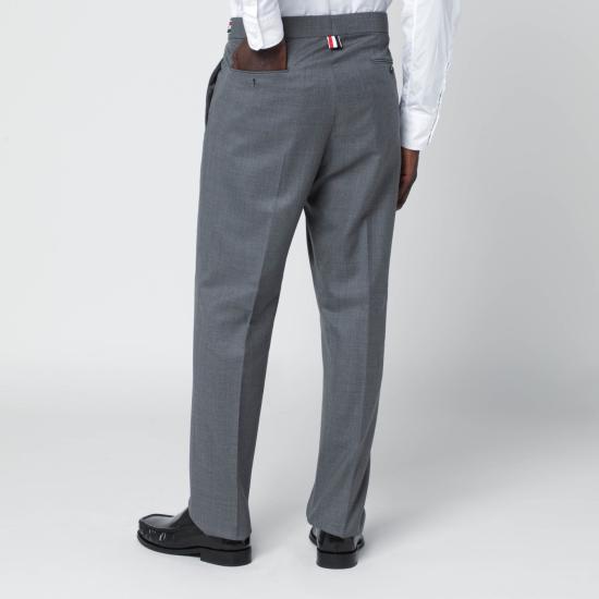26SS 톰브라운 트윌 로우 라이즈 팬츠 MTC159A00626 Grey - THOM BROWNE