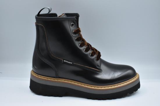 25FW 울리치 로퍼 570 2A0 11 NERO BLACK