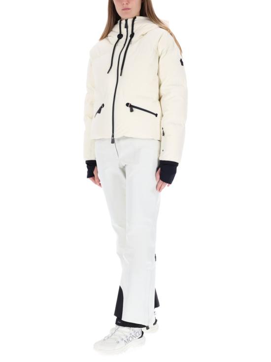 26SS 몽클레어 숏패딩 1A00056 597S304B WHITE - MONCLER