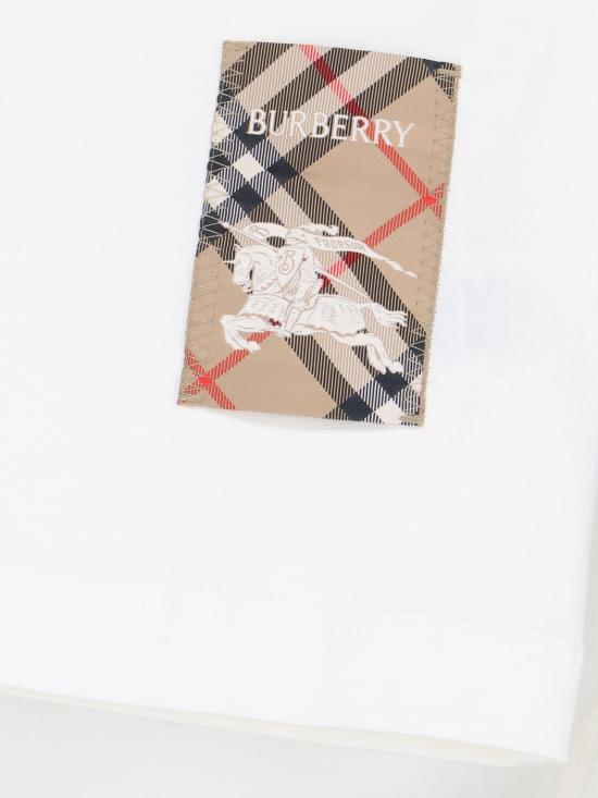 26SS 버버리 체크 라벨 티셔츠 8104886 B7078 White - BURBERRY