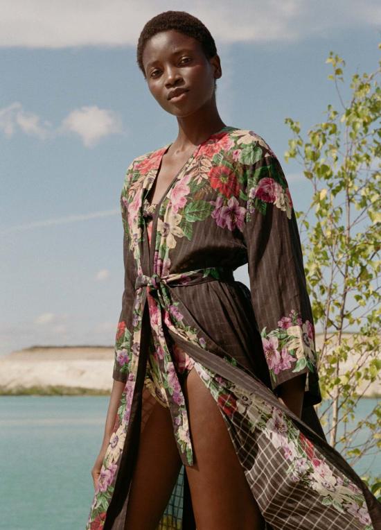  씨뉴욕 라운지 웨어 시 니 빅토리아 로브 멀티