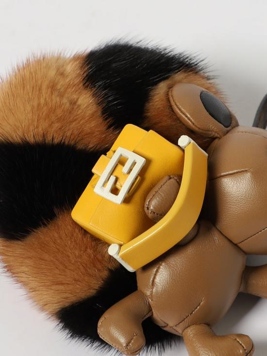 25FW 펜디 키링 7AS410AYEB F1HRM Tobacco - FENDI