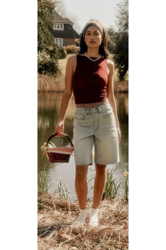  하우스오브써니 민소매 티셔츠 하우스 오브 써니 멀티 레이어 메시 베스트 베리 - HOUSE OF SUNNY