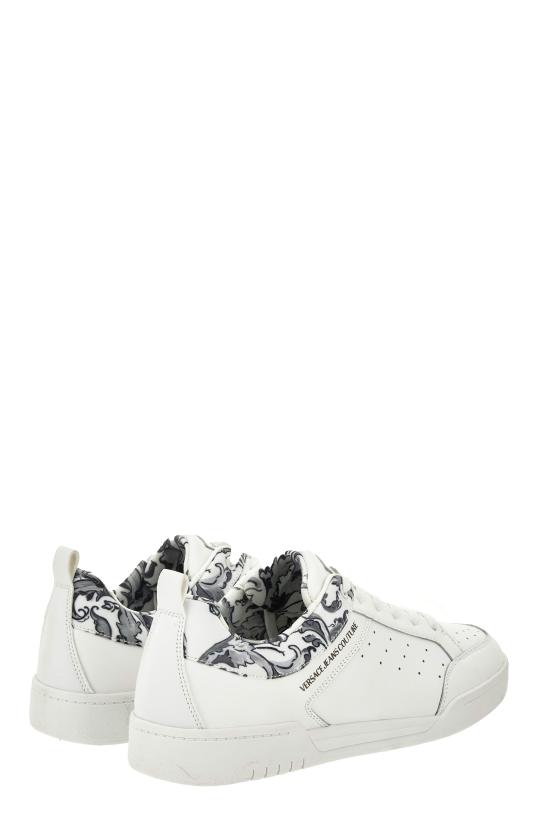 25FW 베르사체 스니커즈 79YA3SD6 ZPB38U22 Black - VERSACE