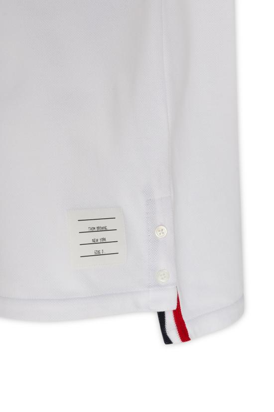 26SS 톰브라운 피케 센터 백 스트라이프 릴렉스 핏 티셔츠 MJS056A00050 100 WHITE - THOM BROWNE
