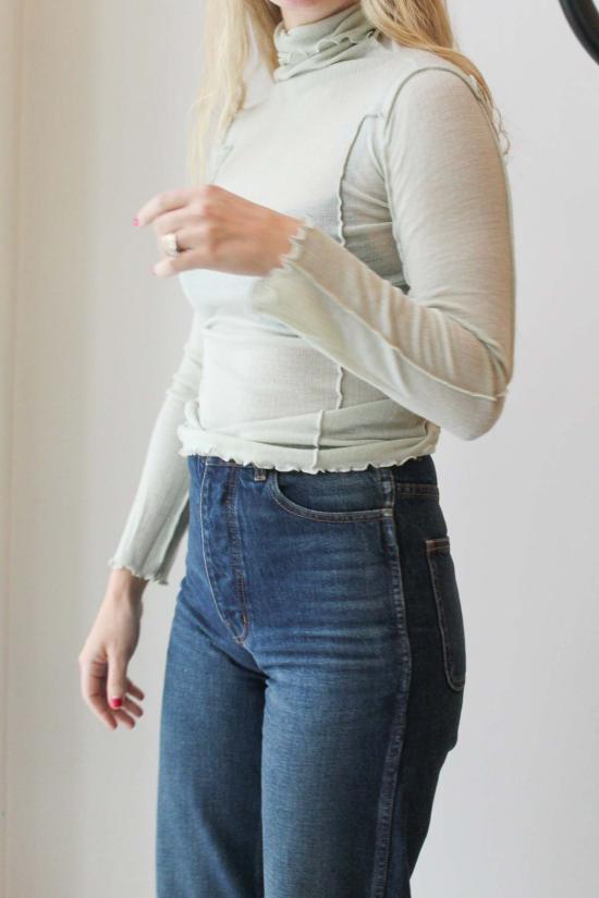  베이스레인지 터틀넥 Baserange Omato  브런 그린 - BASERANGE