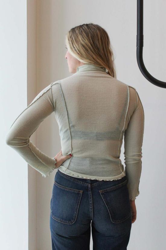  베이스레인지 터틀넥 Baserange Omato  브런 그린 - BASERANGE