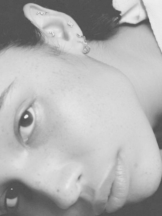  마리아 블랙 이어링 14K 더블 다이아몬드 웨이브 스터드 귀걸이 - MARIA BLACK