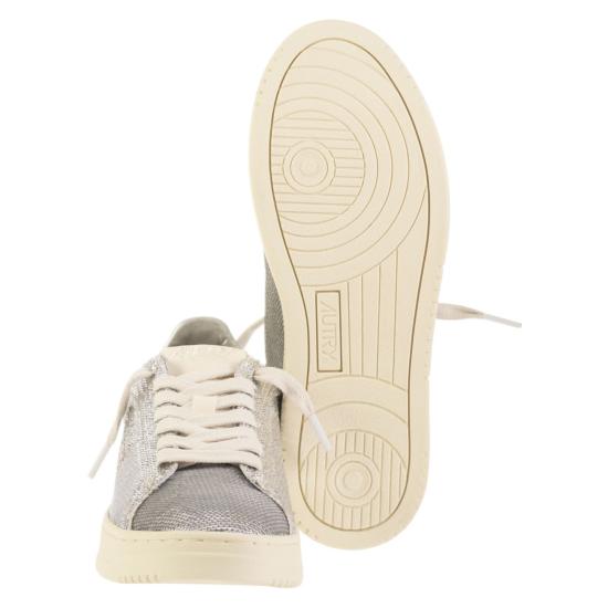 25FW 오트리 달라스 로우 고트스킨 스니커즈 ADLW SILVER WHITE - AUTRY