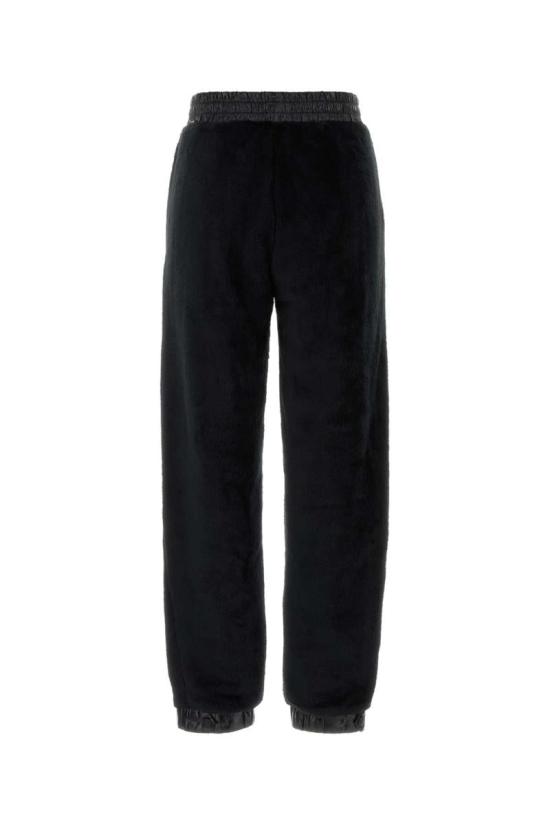 25FW 몽클레어 숏팬츠 K20988H00005809EG 999 Black - MONCLER